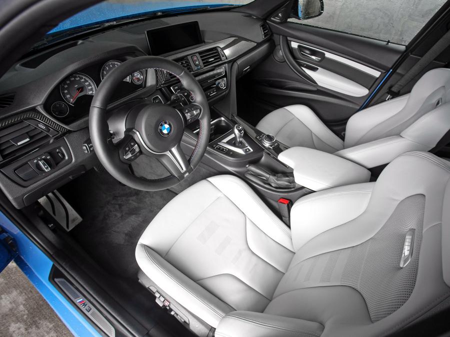  BMW M3 2015 года  (US) (фото 4 из 7)
